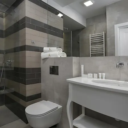 Lavoo Boutique Apartman *